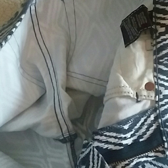 7 For All Mankind Diamond Pattern Crop Skinny US 4 - Picture 6 of 8